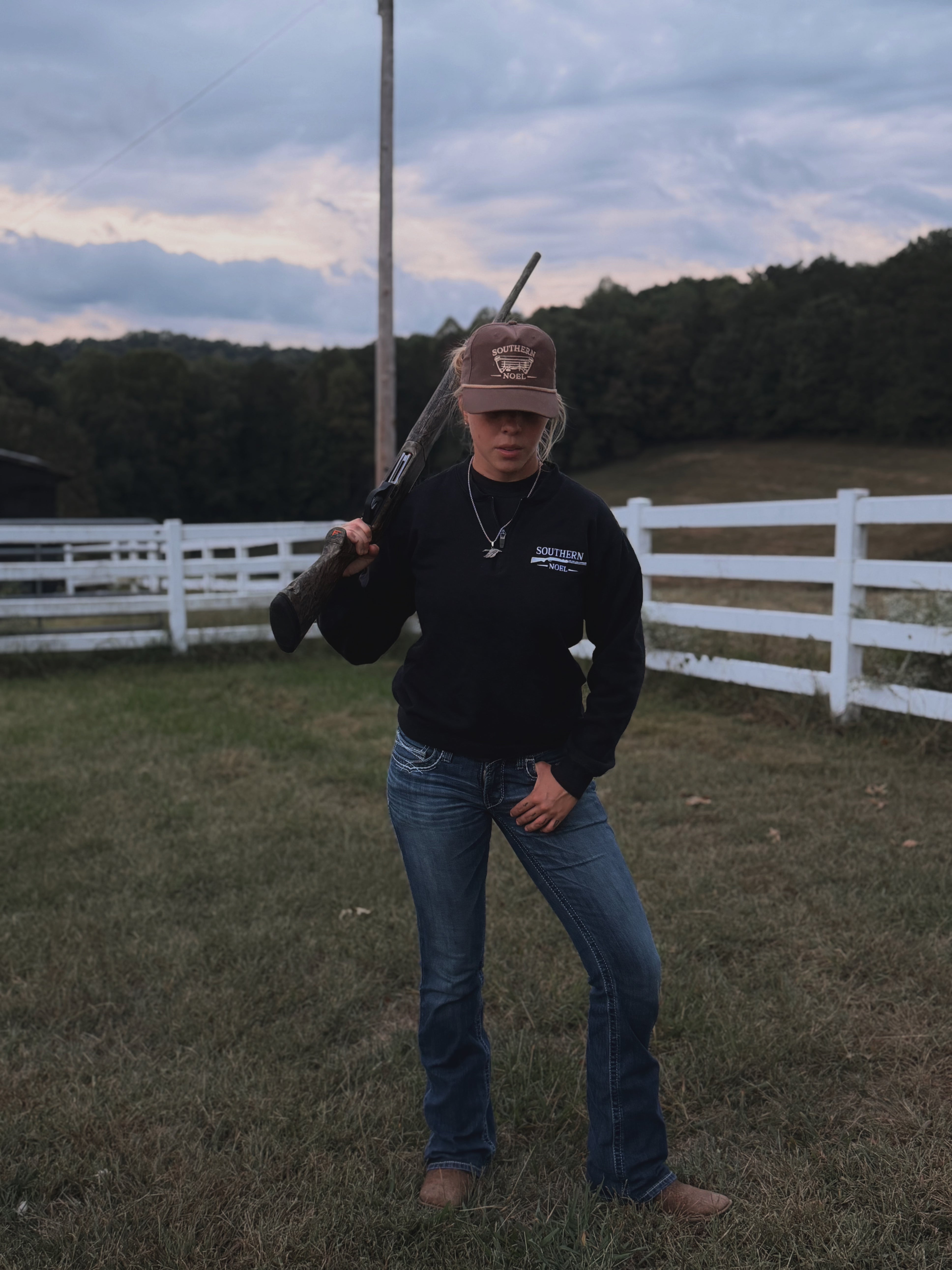 Southern Noel Quarter Zip - Black